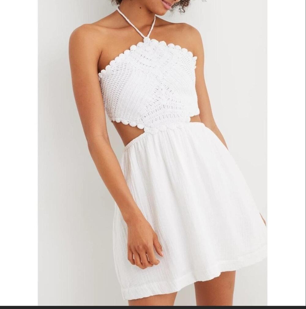 Aerie Pool to Party White Crochet Halter Cutout Mini Dress Size Medium